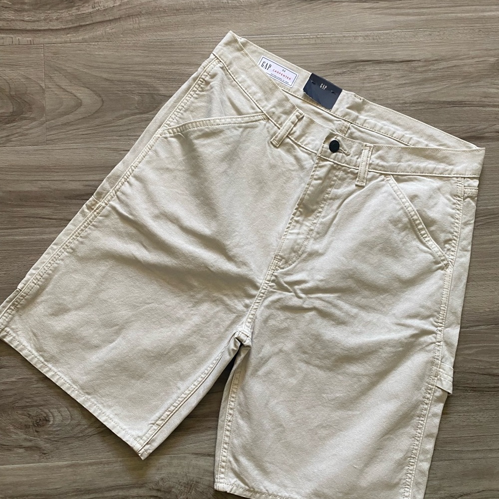 GAP Cream Cargo Shorts with Textured Fabric